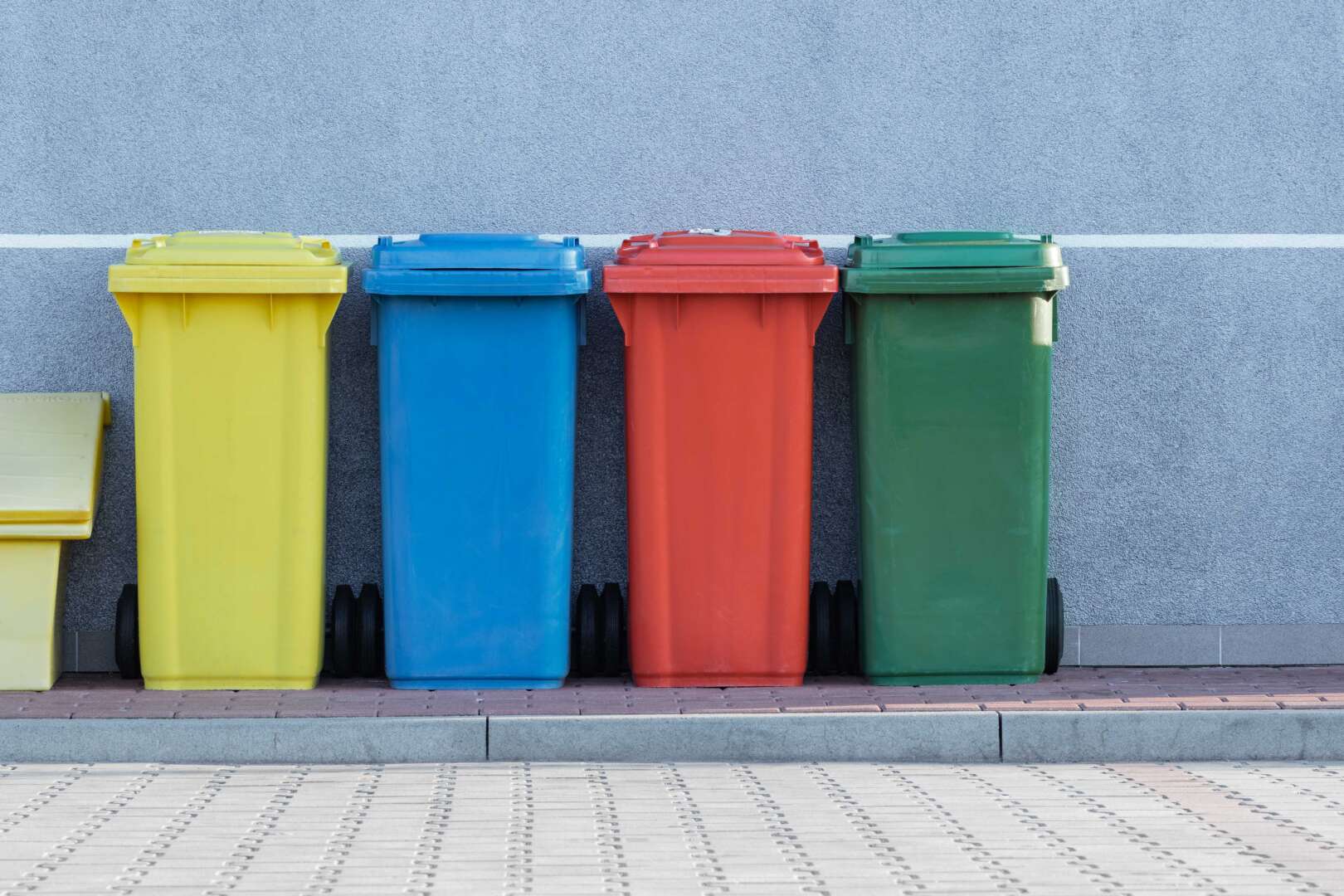 Etyczne podróże – jak spędzać wakacje w zgodzie z naturą? 3 Recycling - wakacje