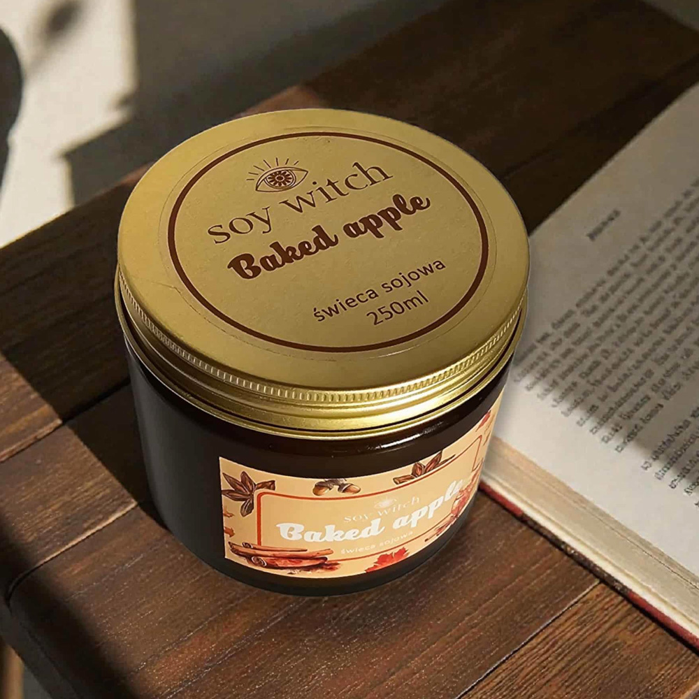 Soy Witch Backed Apple - świeca sojowa 250ml 2 Soy Witch Backed Apple - świeca sojowa 250ml - obrazek 3